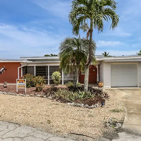 464 Washington Court Villa